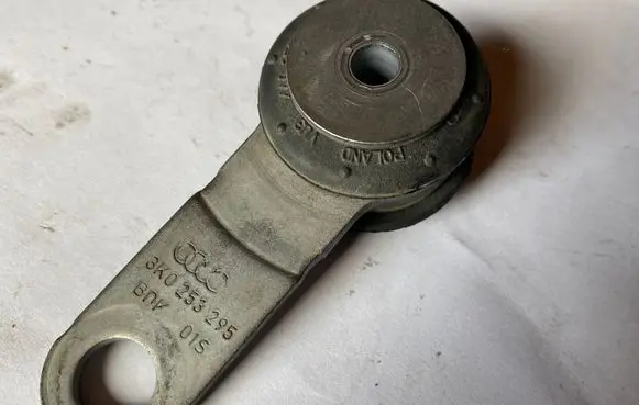Muffler mount bracket/holder