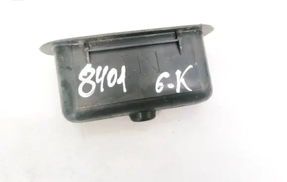Mitsubishi Pajero Sport I Other interior part MB817150