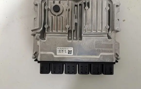 BMW 4 G22 G23 G24 G26 Engine control unit/module 7824098 9886573