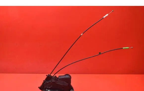 Toyota Prius (NHW20) Front door lock