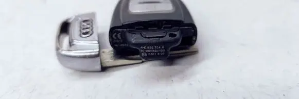 Audi A4 S4 B8 8K Ignition key/card 4H0959754K
