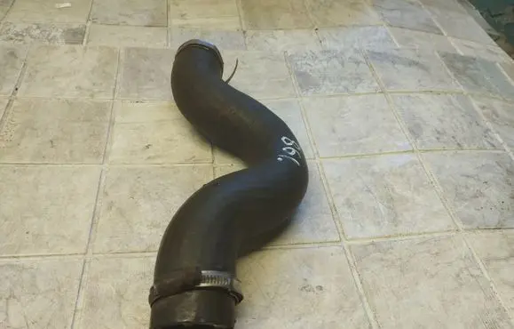 Opel Zafira A Air intake hose/pipe 090691