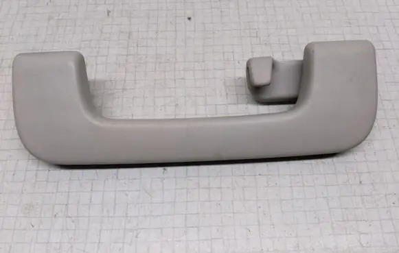 Audi A6 S6 C6 4F Rear interior roof grab handle 8P0857607C 8P0857608A