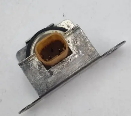 BMW 5 E60 E61 ESP acceleration yaw rate sensor 6770206 37146770206 4322B