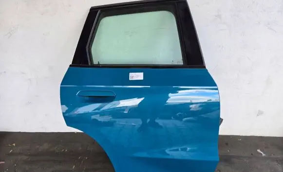 BMW X1 U11 Rear door