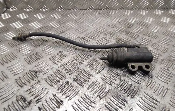 Clutch slave cylinder
