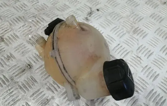 Peugeot RCZ Coolant expansion tank/reservoir
