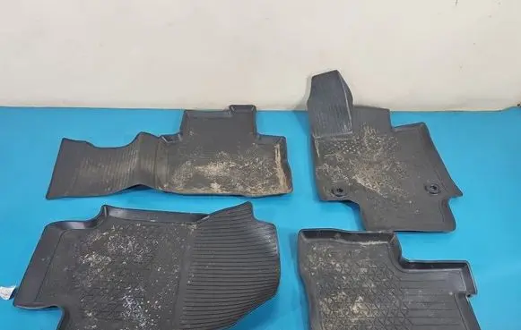 Toyota RAV 4 (XA50) Front floor mat IMPRK1533739