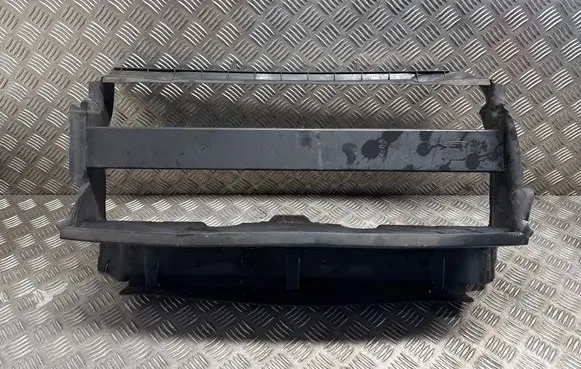 Land Rover Range Rover Sport L320 Intercooler air channel guide AH22019A01A