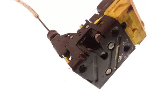 Volvo XC90 Front door lock 30699749