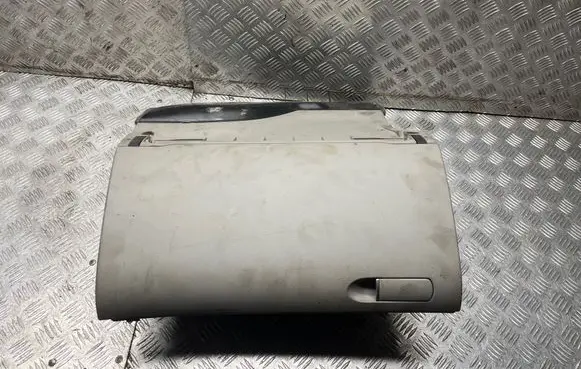 Glove box set