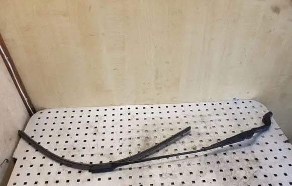 Ford Galaxy Front wiper blade arm