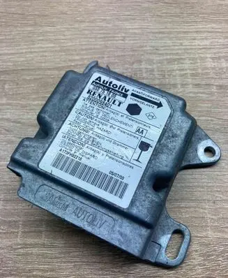 Renault Kangoo I Airbag control unit/module 550751800 8200098401