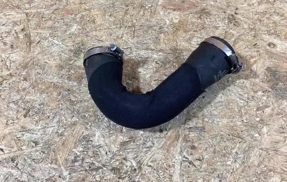 Porsche Macan (95B) Intercooler hose/pipe 95b145709a