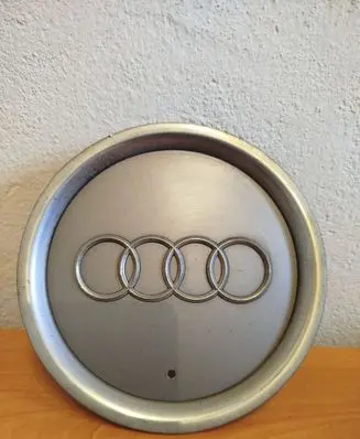 Audi A3 S3 8P Original wheel cap 8L0601165D