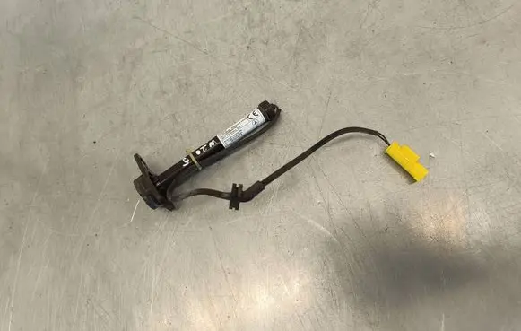 Mercedes-Benz C W205 Bonnet Pedestrian Airbag Actuator 2059060002 2059060002802817