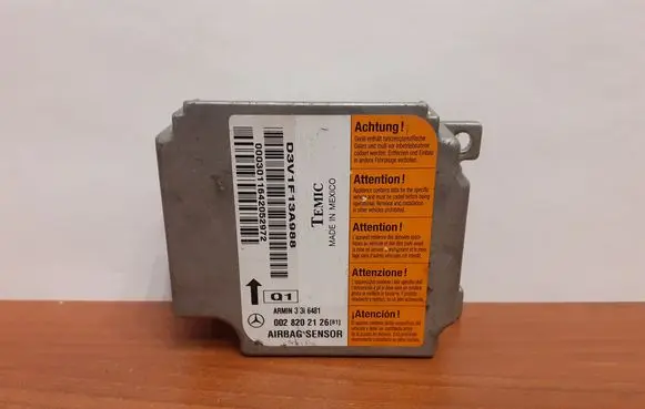 Mercedes-Benz E W210 Airbag control unit/module 0028202126 5620