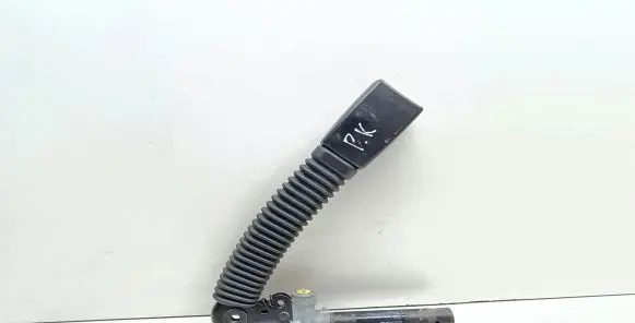 BMW 7 E65 E66 Front seatbelt buckle 6982523