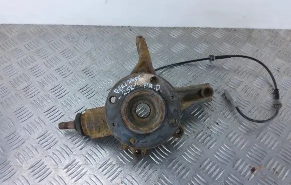 Citroen Berlingo Front wheel hub
