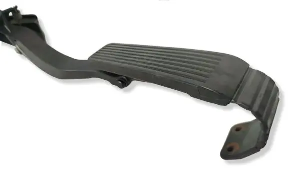 Mercedes-Benz C W202 Accelerator throttle pedal 1293010001