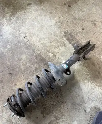 Honda CR-V Front shock absorber with coil spring