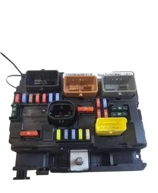 Citroen C3 Fuse module 9667199780 9636079380