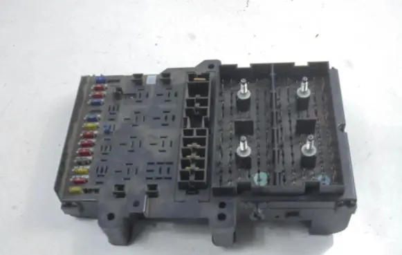 Chrysler Grand Voyager III Fuse box set P04707994AC