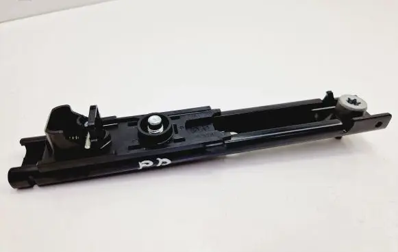 Citroen C4 II Seat belt adjustment rail 9672727080