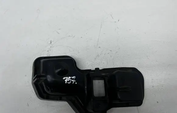 Audi A6 S6 C5 4B Headlight/headlamp dust cover 15381301