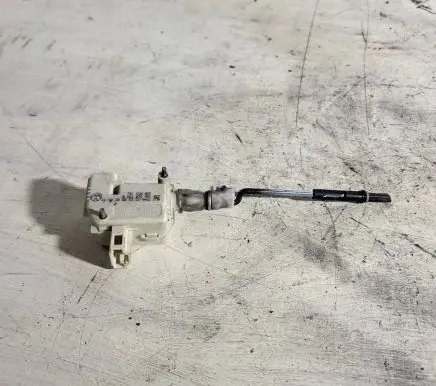 Volkswagen PASSAT B5.5 Central locking motor 3B0810773B 3B0959782