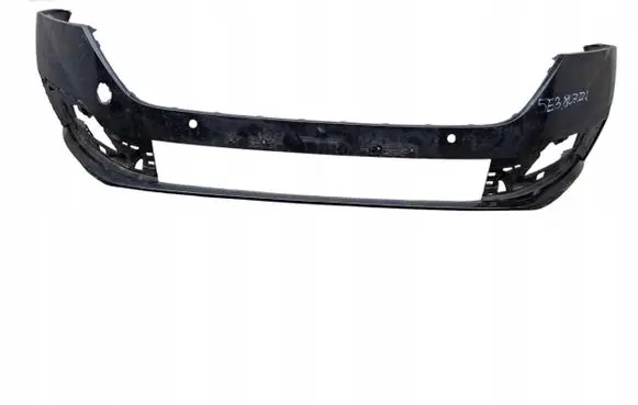 Volkswagen PASSAT B8 Front bumper 3G0807221E