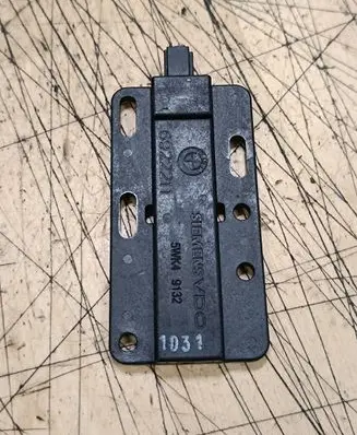 Antenna control unit