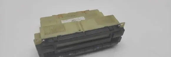 Volkswagen PASSAT B5 Climate control unit 5HB00761702 3B1907044A
