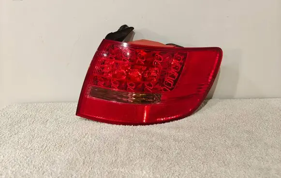 Audi A6 S6 C6 4F Rear/tail lights 89037056 77780