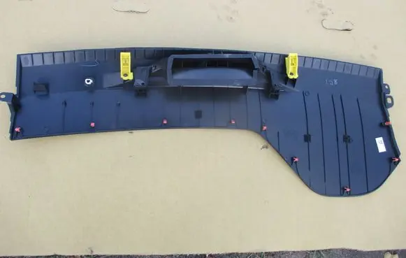 Toyota Corolla E210 E21 Central console control unit EK2680 304671