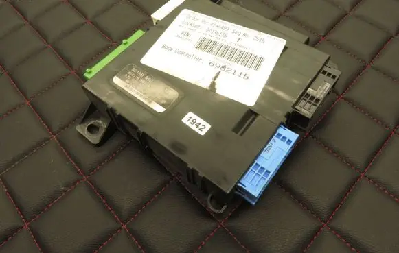 Mini One - Cooper Cabrio R52 Comfort/convenience module 6982115 4145499 07136178