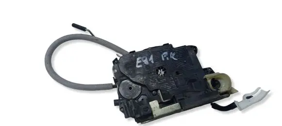 BMW 3 E90 E91 Front door lock 