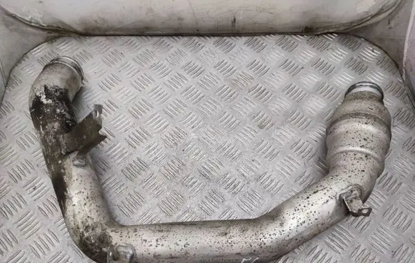 Volvo S60 Intercooler hose/pipe 31319820
