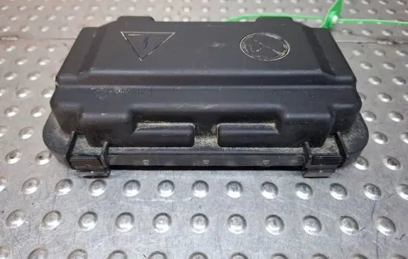 BMW 1 F20 F21 Fuse box cover S26372177 9224872