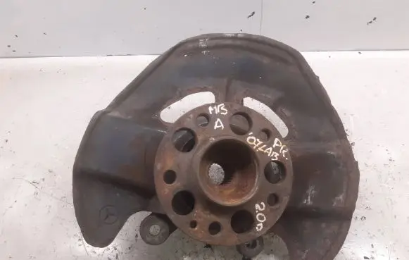Mercedes-Benz A W169 Front wheel hub spindle knuckle