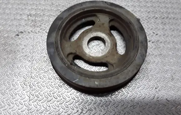 Peugeot 407 Crankshaft pulley