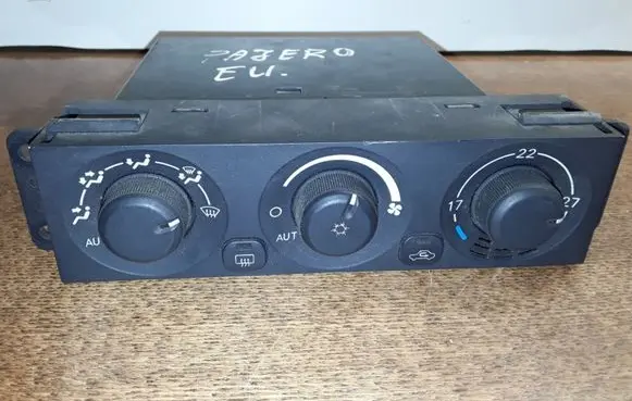 Mitsubishi Pajero Climate control unit 1464308800