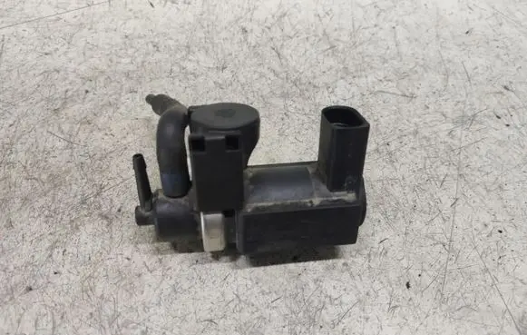 Audi A6 S6 C6 4F Turbo solenoid valve 059906628 722903J5