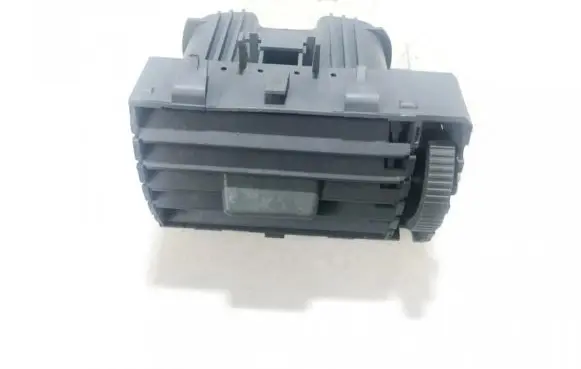 Skoda Octavia Mk1 (1U) Dash center air vent grill 1u1819701