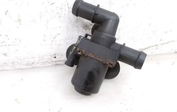 BMW X5 E70 Coolant heater control valve 6928495