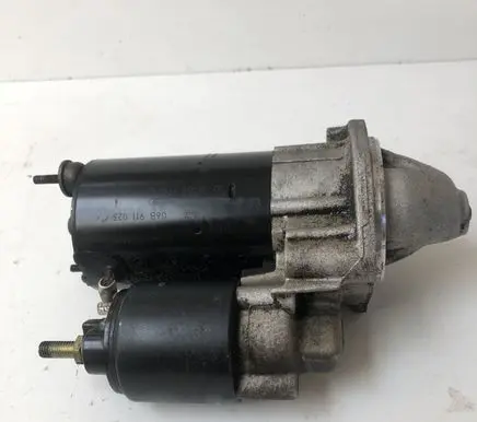 Audi A4 S4 B6 8E 8H Starter motor 0001107073 06B911023