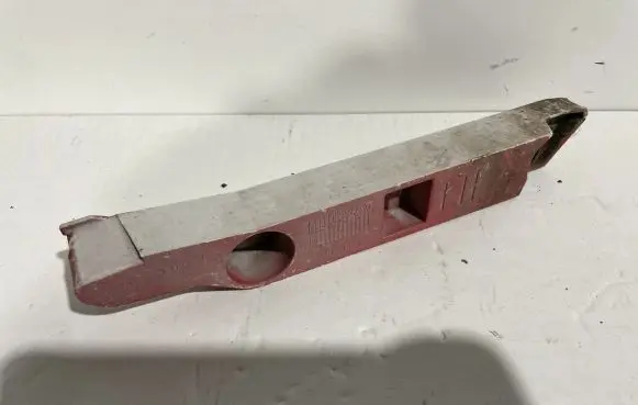 Ford Focus Front bumper mounting bracket 8M5117D959AD