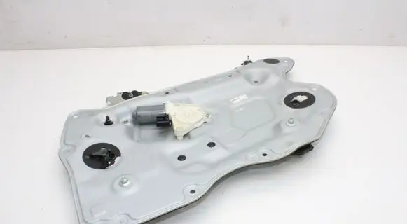 Nissan 370Z Front door window regulator with motor 915519105