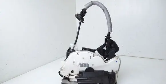 Volkswagen Polo V 6R Rear door lock 6R4839015A