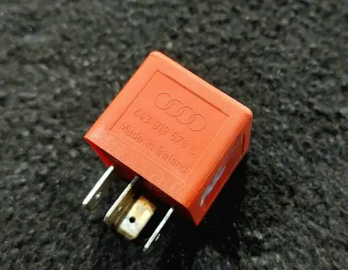 Audi A6 S6 C5 4B Other relay 443919578C